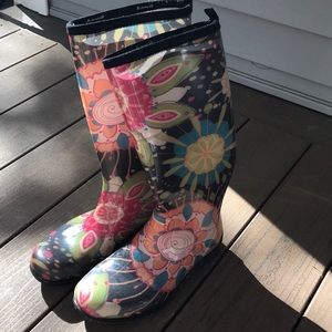 Kamik multicolored rain boots